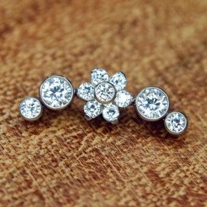 Titanium Crescent Cluster Flower CZ End / Implant grade, internally threaded or threadless attachment. 1.6mm / 14ga, 1.2mm / 16ga, Push Pin