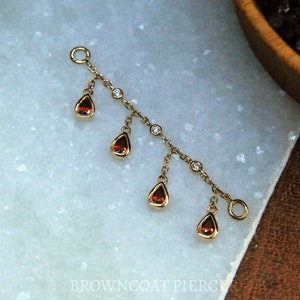 Catena Karro Junipurr in oro giallo 14 kt - con zirconi cubici e granato - CZ - Decorativa - Pendente