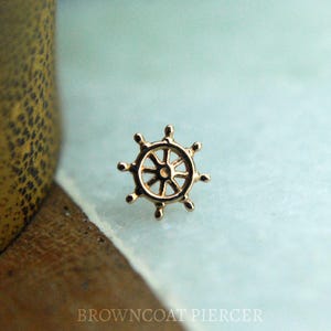 JUNIPURR Solid 14k Rose Gold Aye' Captain  Threadless End - Ship's Wheel