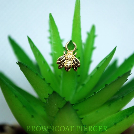 9ct gold sales bee charm