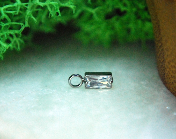 Titanium Baguette CZ Piercing Charm