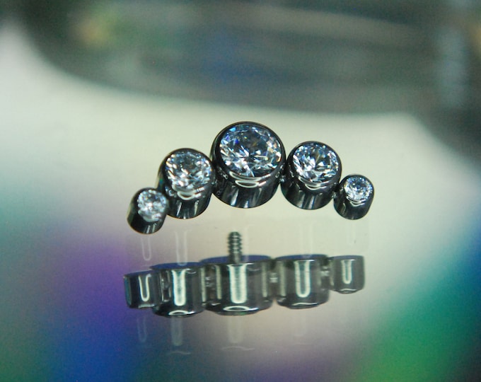 Internally Threaded Titanium 5 Gem Crescent Cluster, Body Jewellery. Crystal CZ, Size options  16ga / 1.2mm or 14ga / 1.6mm