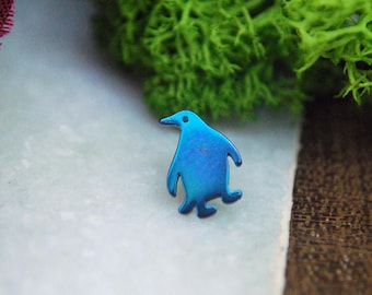 Pre-Anodised Implant Grade Titanium Penguin End - Threadless - blue