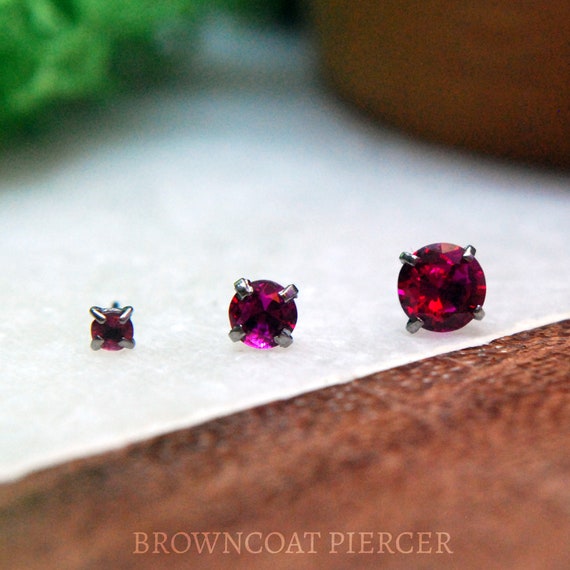 Titanium Threadless Fuchsia Cubic Zirconia Gem Ends Prong Set