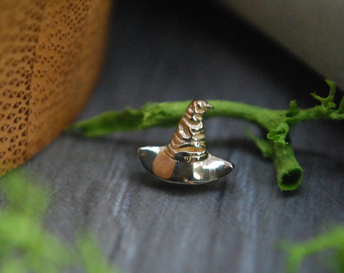 Solid 14k Yellow Gold Witches Hat Threadless End - Halloween, Magical Hat