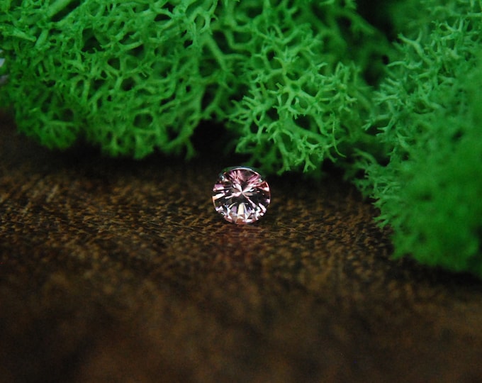 Neometal  Threadless Baby Pink Topaz Ends - 4mm or 5mm Prong Set - Implant Grade Titanium