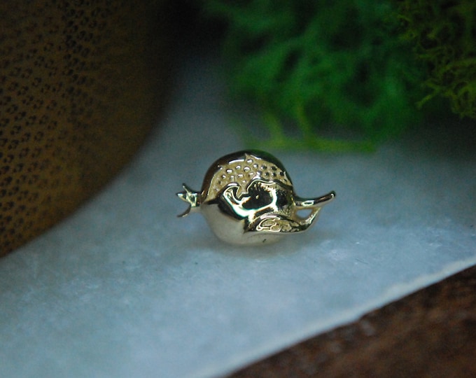 Solid 14k Yellow Gold Threadless Pomegranate Attachment - Push Fit - Body Piercing top