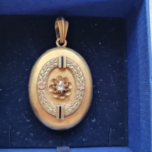 Antique 14k Gold Locket Pendant with Diamond