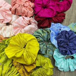 100% Mulberry Silk Scrunchie, Silk Scrunchies Hair Accessories,  Silk Hair Tie, Wedding Silk Scrunchies, Silk Scrunchie Bridesmaid Gift