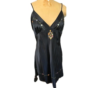 VTG Delicates Slip Dress Liquid Satin Black Embroidered Old Hollywood Med - Etsy VTG Delicates Slip Dress Liquid Satin Black Embroidered Old Hollywood Med - Etsy