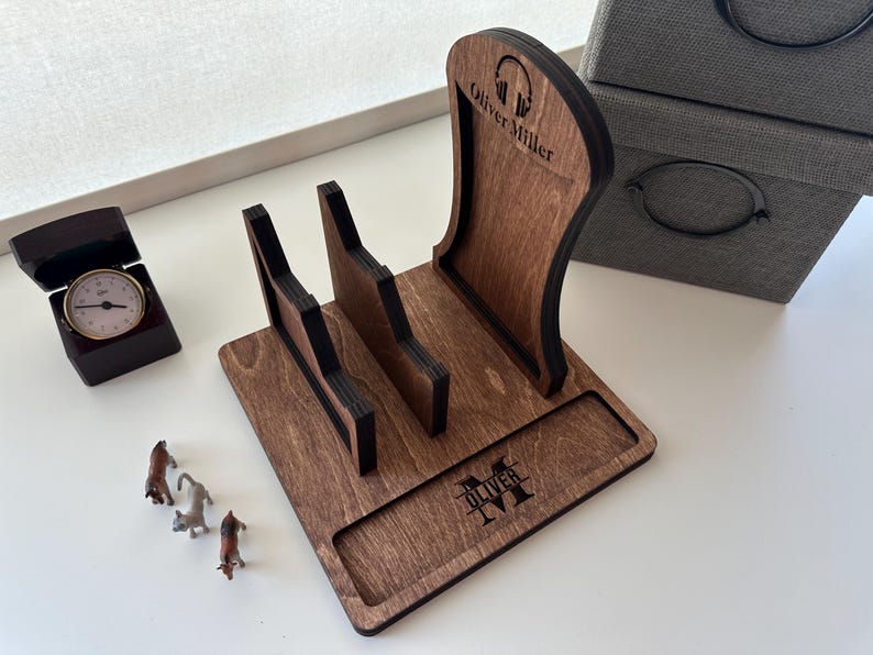 Personalized Controller Stand, Headphone Holder, Boyfriend Birthday Gift, Husband Anniversary Gift, Brother Gift from Sister, Man Gifts image 8