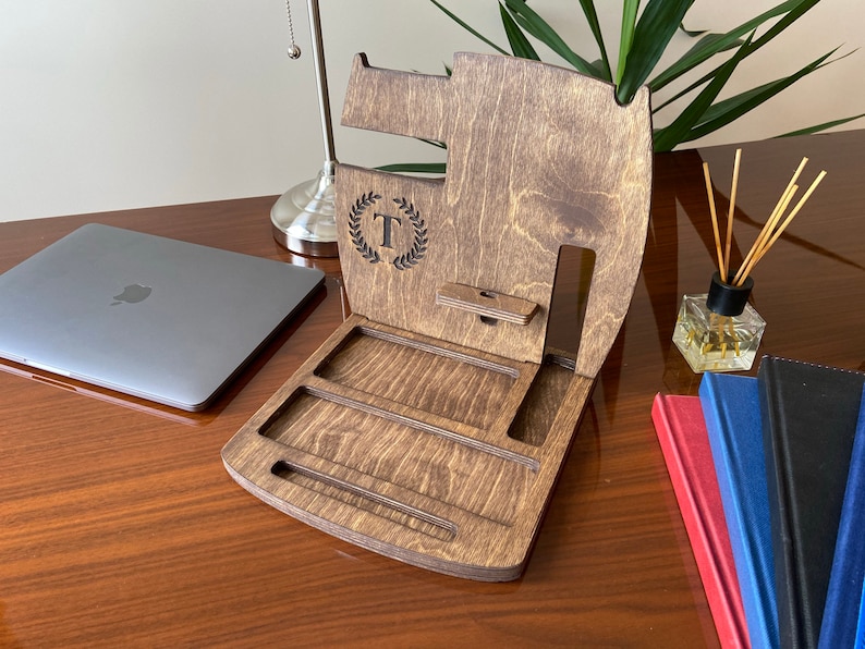 Personalized Docking Station Wood Organizer Nightstand Valet Boyfriend Gift Docking Station Anniversary Gifts Birthday Gift for Husband