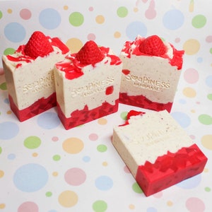 Strawberry cake soap, strawberry scent, All Natural Soap | Organic Soap | Handmade Soap | Artisan Soap