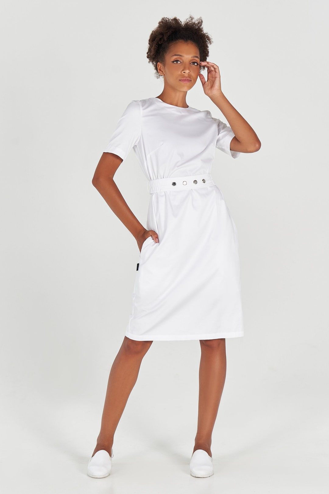 Uniforme de bata de laboratorio para enfermeras y trabajadores