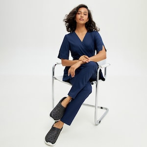 Uniform for beautician High quality spa uniform Dentists and nurses comfortable scrub set Nurse scrub uniform  doctor scrub uniform