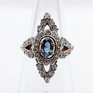 French victorian marquise ring 18k rose gold and silver set with a 0.50 carat sapphire surrounded by 34 old cut diamonds (circa 1900)