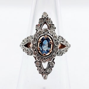 French victorian marquise ring 18k rose gold and silver set with a 0.50 carat sapphire surrounded by 34 old cut diamonds (circa 1900)