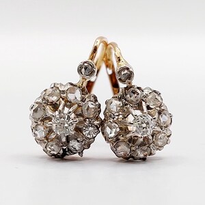 French antique sleepers earrings 18k rose gold daisy set with old cut diamonds and rose cut diamonds (circa 1900) dormeuses lever back