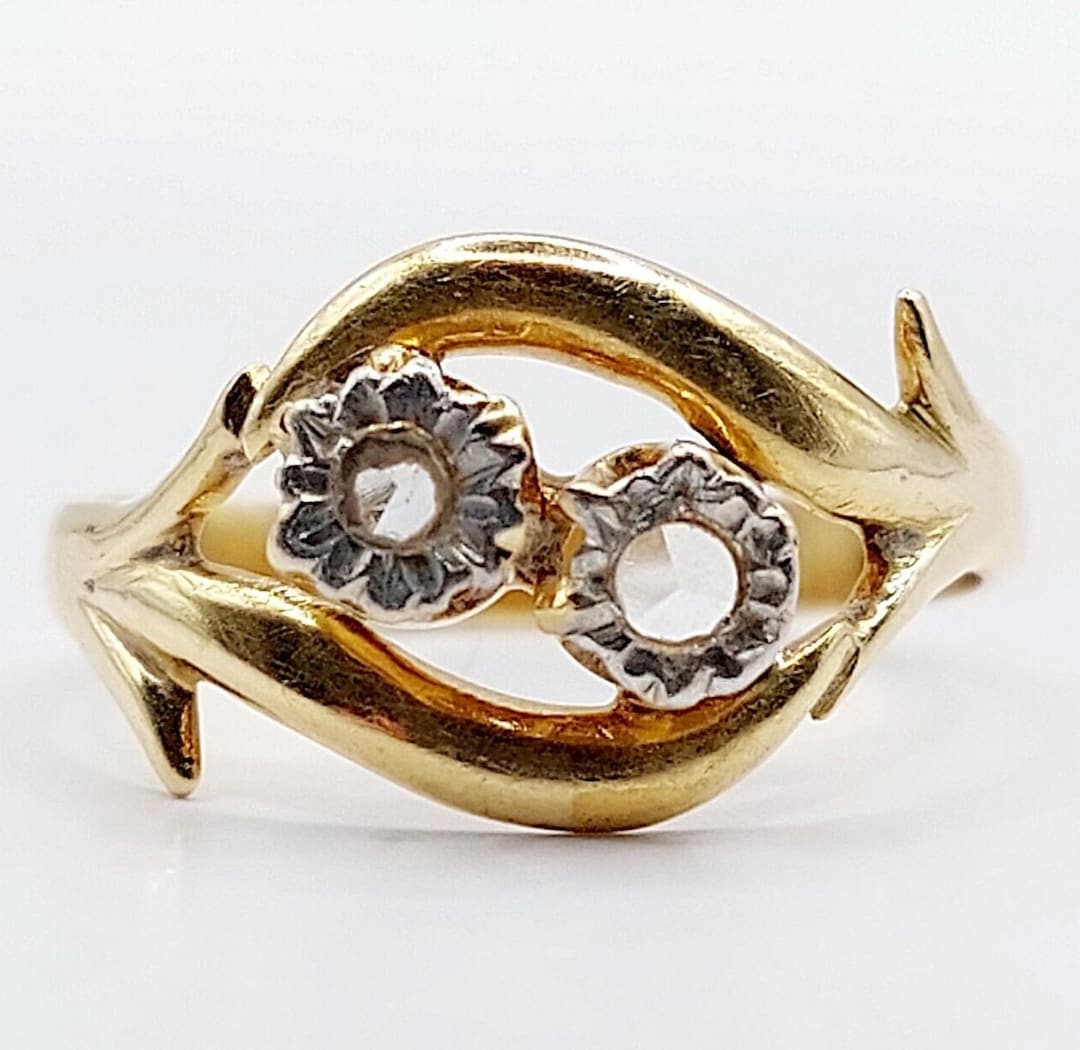 Bague Art Nouveau Or 18K Rubis - Monture Fleurie 'Toi Et Moi' Circa 1900