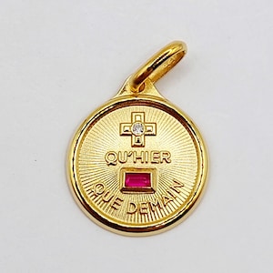 French Augis love charm 18k gold "+ qu'hier - que demain" L'Essentielle Mini - charm pendant love medal token