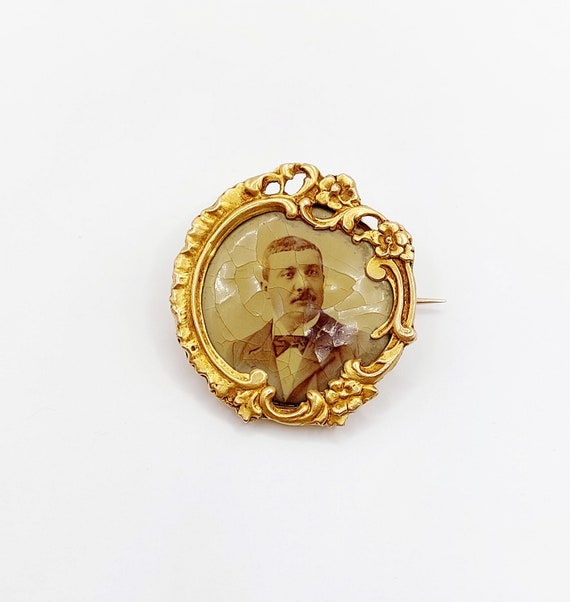 French antique 18k gold brooch with photo holder … - image 2