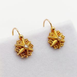 French Antique sleepers earrings 18k gold forming a star set with a pearl (circa 1900) lever back dormeuse