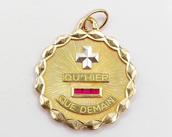 French Augis Love Charm 18k Gold 