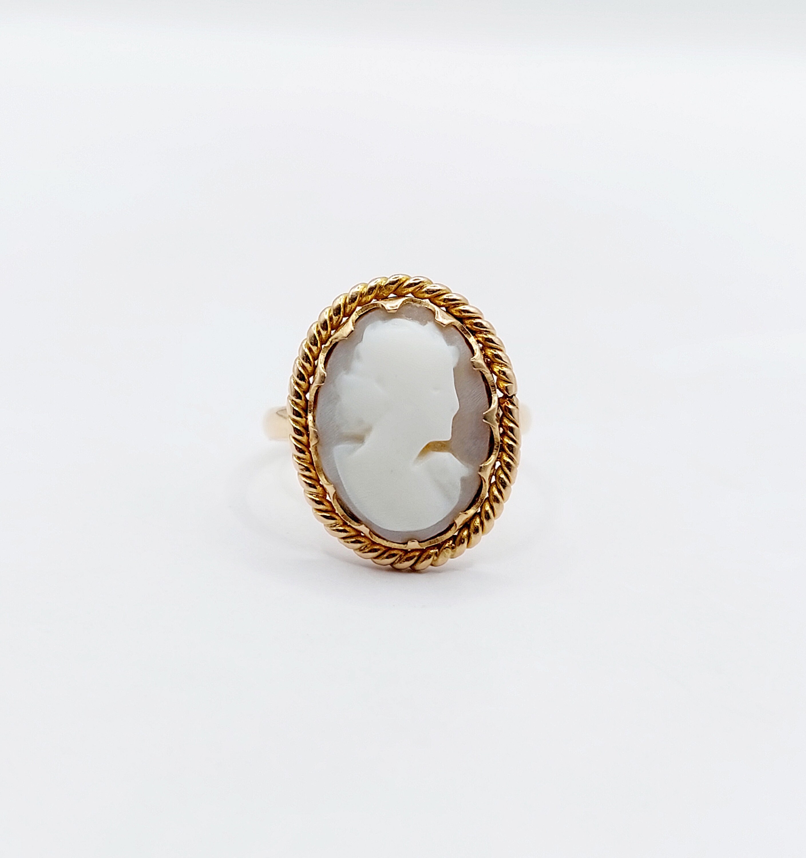 Bague Ancienne En Or Rose 18k Avec Camée Coquille - Agate Naturelle - Taille 49 - Style Antique Finement Travaillé