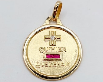 French Augis love charm 18k gold &quot;+ qu&#39;hier - que demain&quot; L&#39;Essentielle - charm pendant love medal token