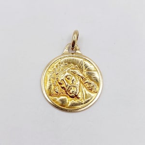 French vintage religious medal 18k gold finely crafted crucified Jesus
