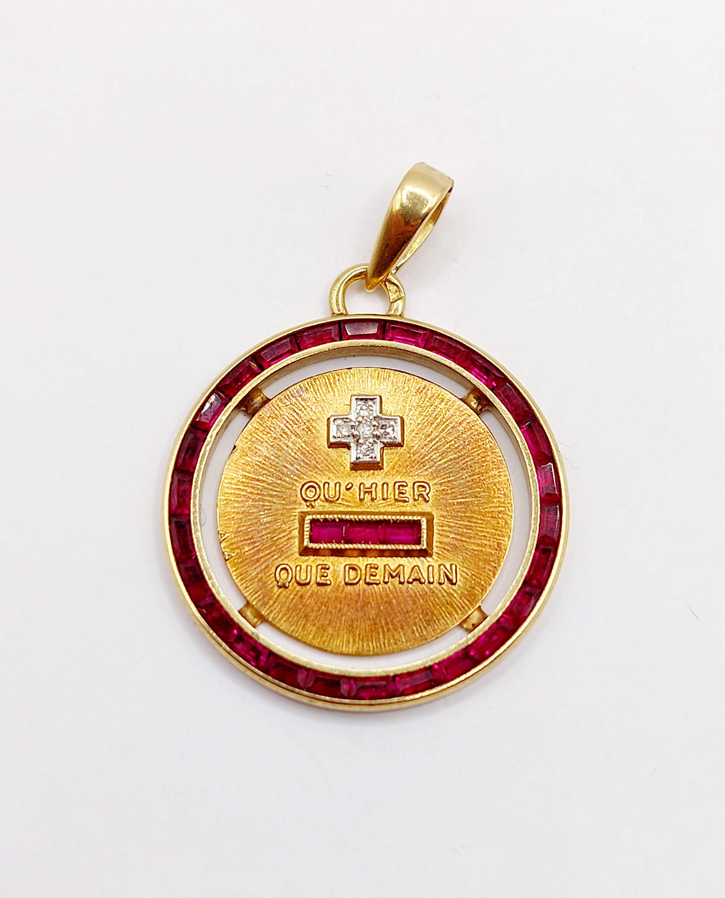Pendentif Médaille D'amour Augis Or 18k Diamants Et Rubis - Modèle XXL 33 Mm, Hier Et Demain, Occasion
