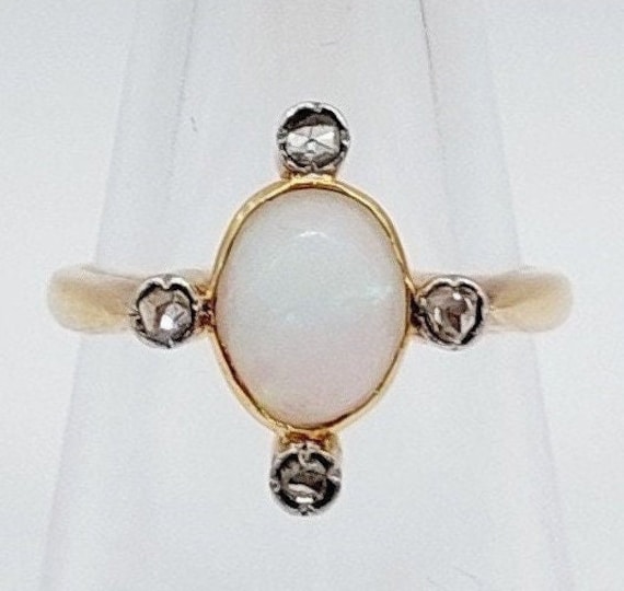 French antique 18k gold set with an opal cabochon… - image 1