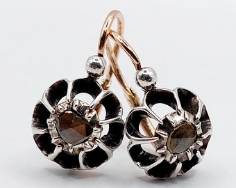 French Victorian sleepers 18k rose gold and silver set with a rose cut diamond in illusion setting (circa 1900) lever back antique earrings