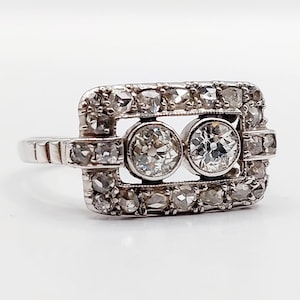 French Art deco tank ring 18k white gold and 0.70 carat of old european cut diamonds surrounded (circa 1920)
