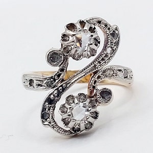 French victorian marquise ring 18k gold and platinium set with rose cut diamonds in a flower setting (circa 1900) antique