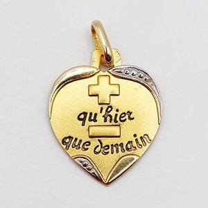 Colgante medalla de amor en oro de 18 quilates "más que ayer - sólo mañana" maison AUGIS - La Sentimentale - Charm de amor