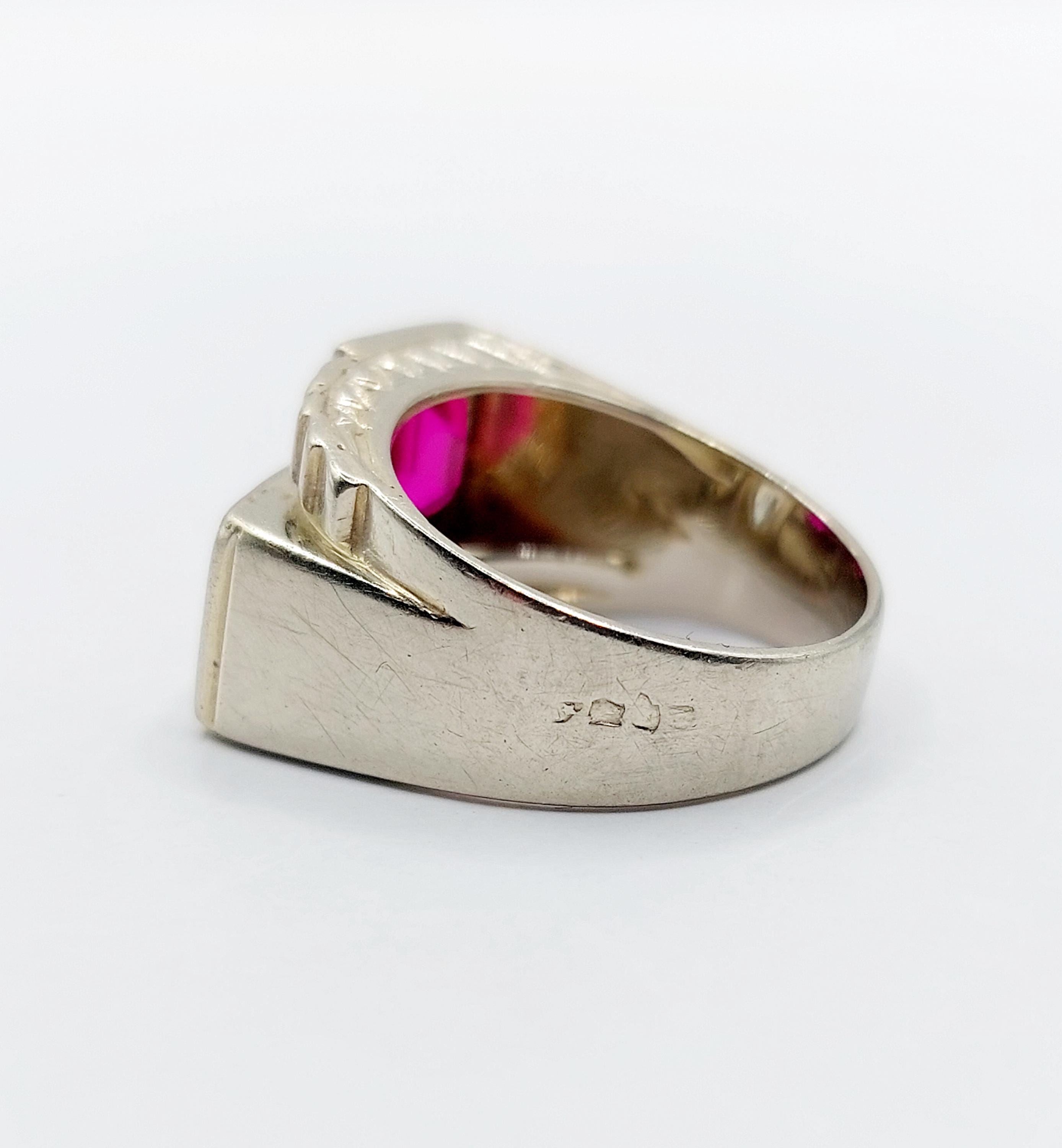 French Art Deco Tank Ring 18k White Gold Set With a 0.55