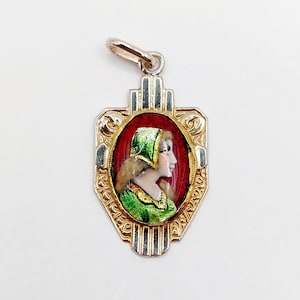 French art nouveau pendant 18k yellow and white gold set with an enamelled plate representing a young girl (circa 1900) Limoges