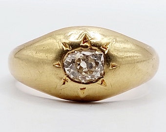 French antique ring 18k gold set with a 0.34 carats old mine cut diamond in a star setting (circa 1930) art deco donut