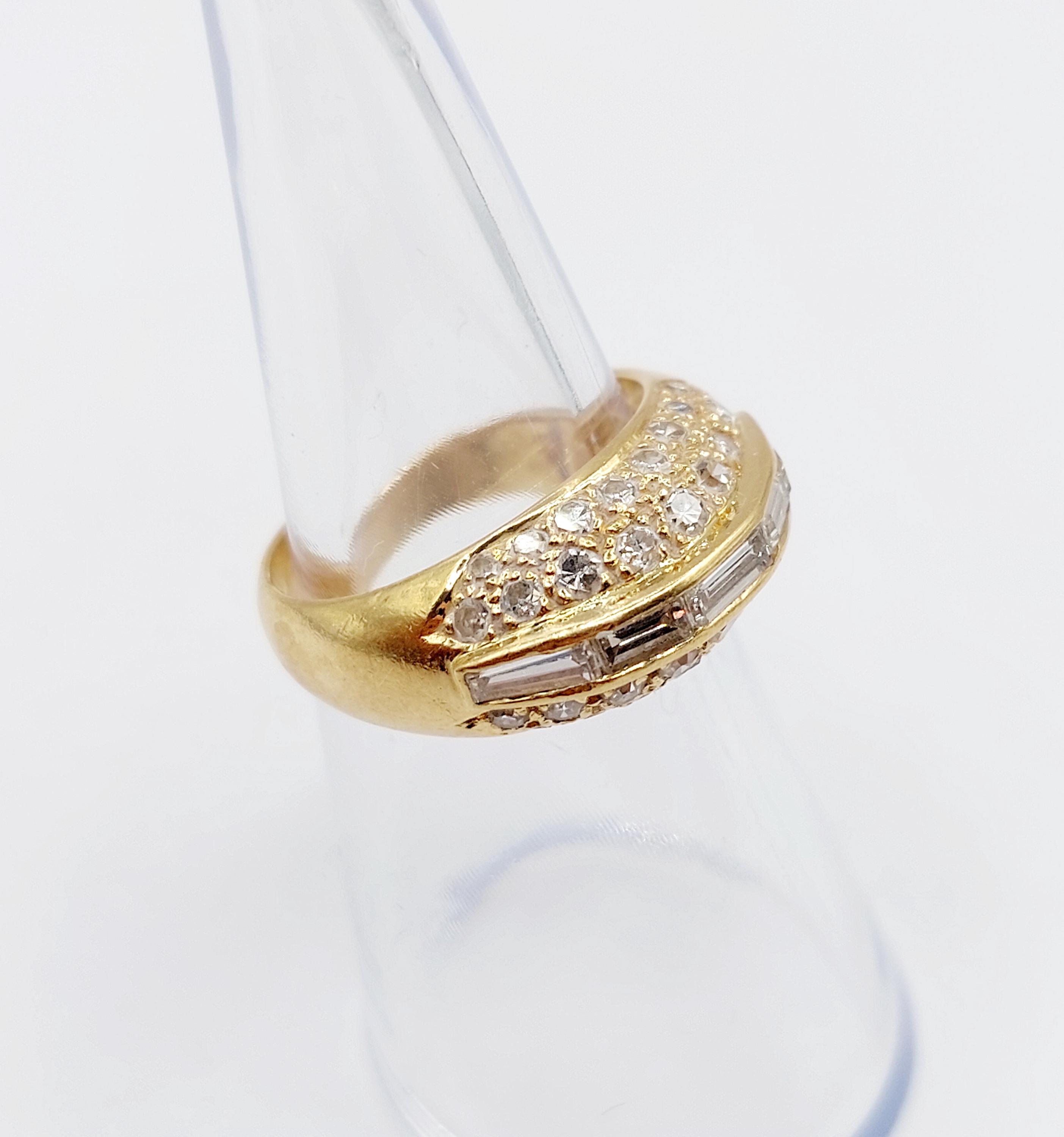Bague Vintage Bombée En Or 18k - Sertie De Diamants (0,90 Ct) - Taille 50 - Style Dôme, Occasion