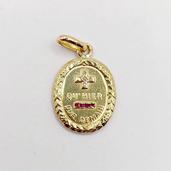RARE French Augis love medal 18k gold set with ruby and diamonds "+ qu'hier - que demain" laurel wreath (circa 1950) charm pendant