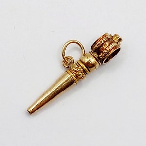 French antique watch key 18k rose gold finely decorated (circa 1900) pendant, Victorian, charm
