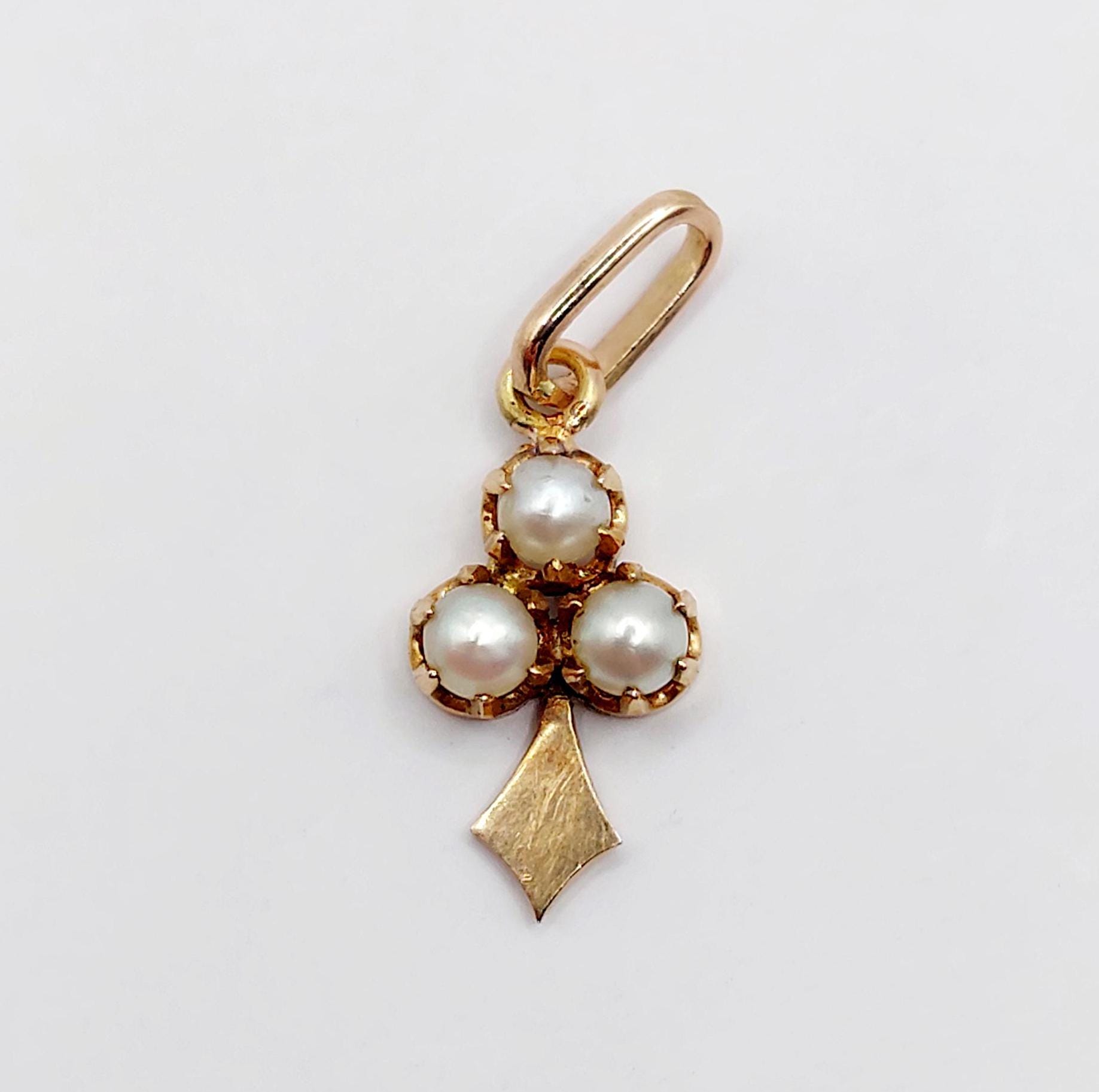 Pendentif Or Rose 18k Trèfle Avec Perles De Corail - Vintage Circa 1890