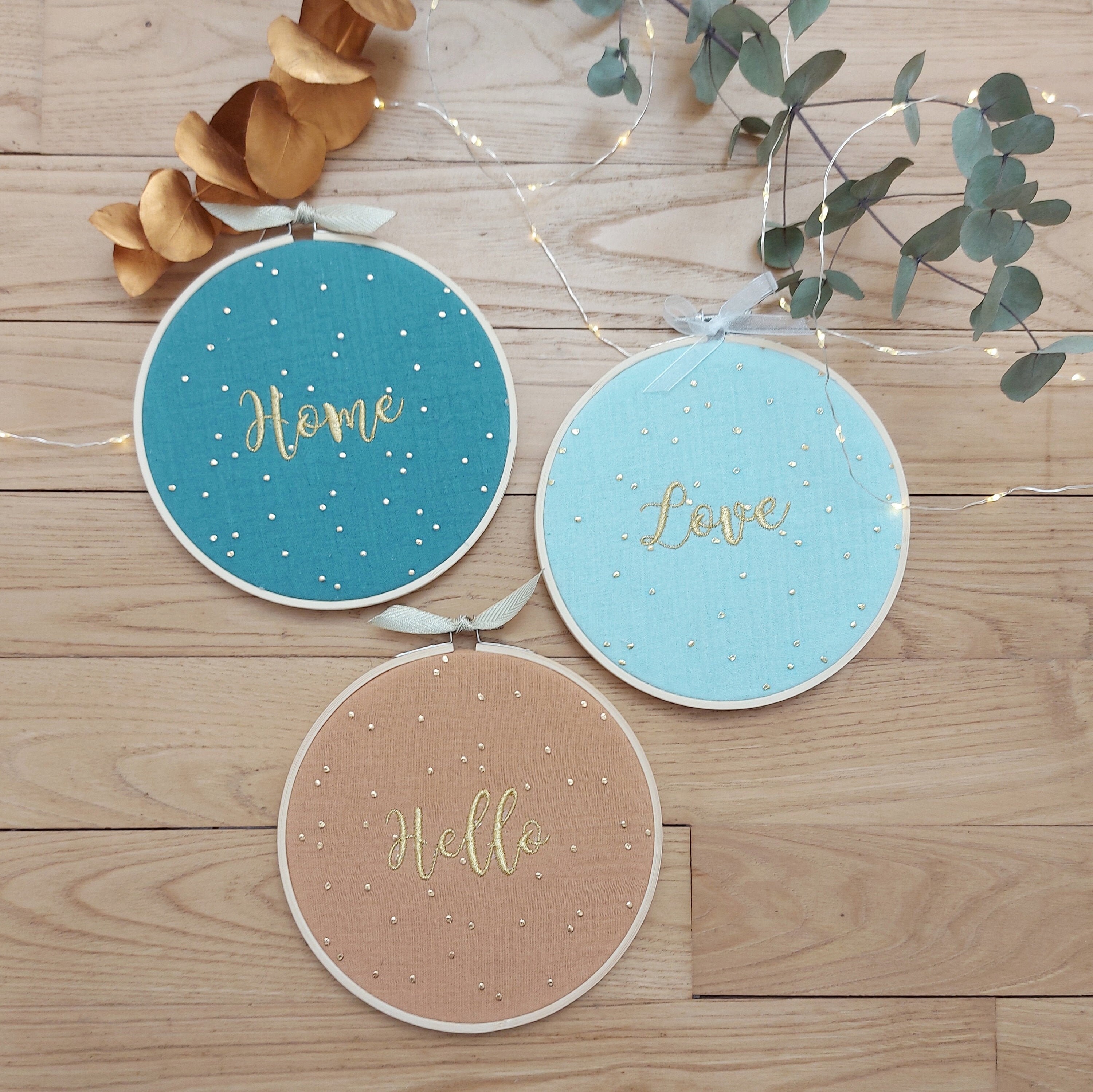 Décoration Murale Tambour avec Broderie en Fil Doré