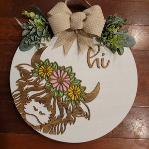 Front door hanger, front door wood wreath, home decor, cow decor, highland cow door hanger, farmhouse decor, farmhouse door hanger