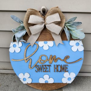 Home sweet home decor, houten krans, houten deurhanger, voordeurdecor, voordeurkrans, madeliefjedecor, woondecoratie, home sweet home