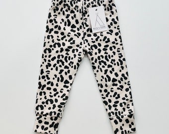 Leggings - Baby/Toddler - Dalmatian print - unisex Baby shower gift - 1st birthday gift - New baby - classic or harem