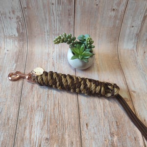 Paracord lead