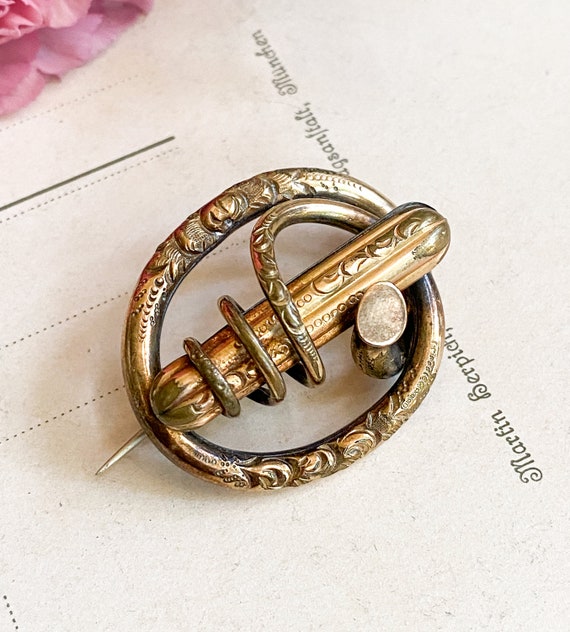 Victorian nail Brooch, Gold filled lovers knot bro