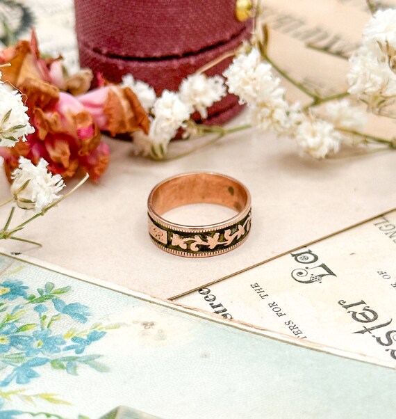 Victorian 10K Gold floral ring, childs cigar band… - image 7